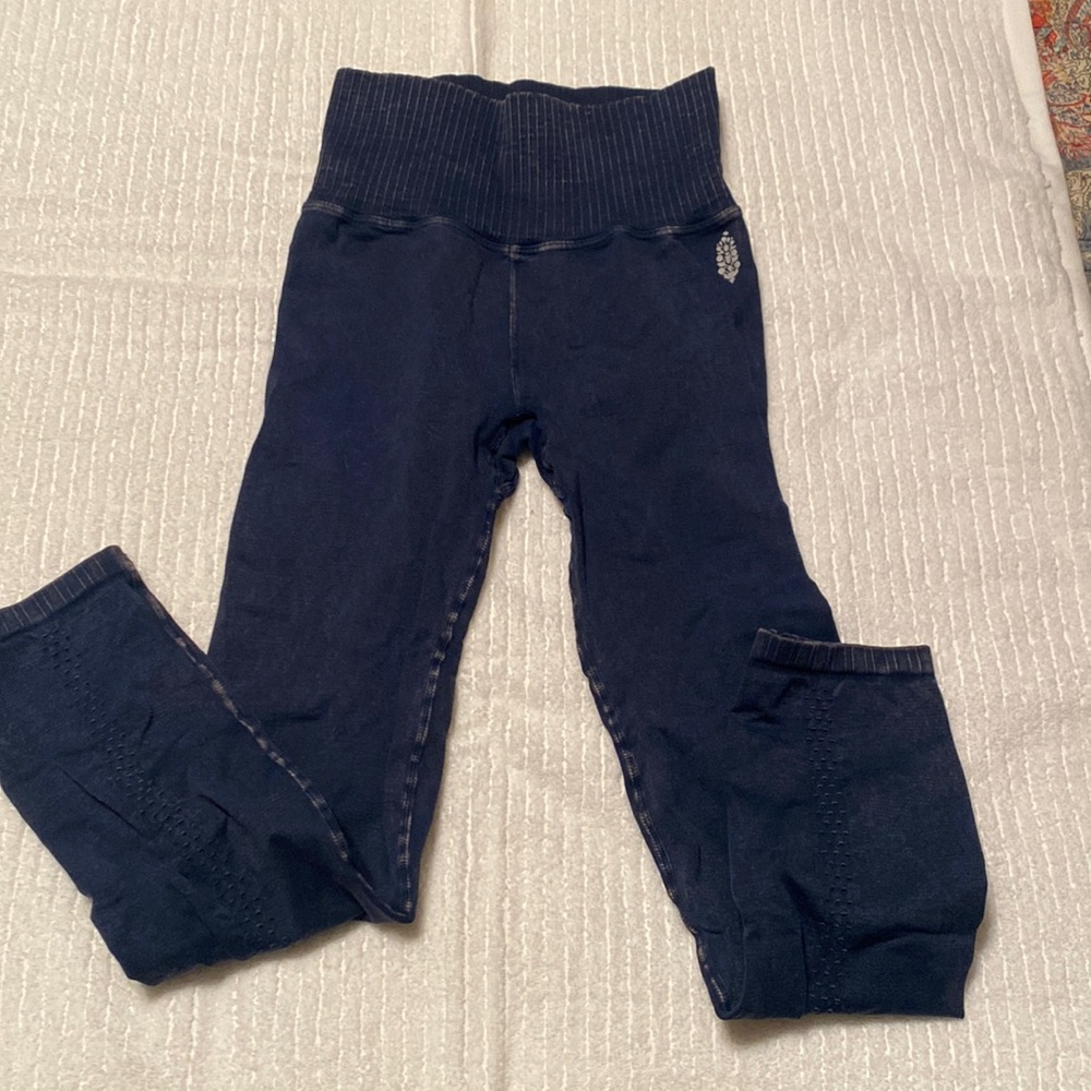 Free people, movement, athletic leggings